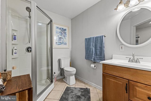 14 MAPLE LEAF DR, Mullica Hill, NJ 08062