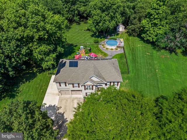 14 MAPLE LEAF DR, Mullica Hill, NJ 08062