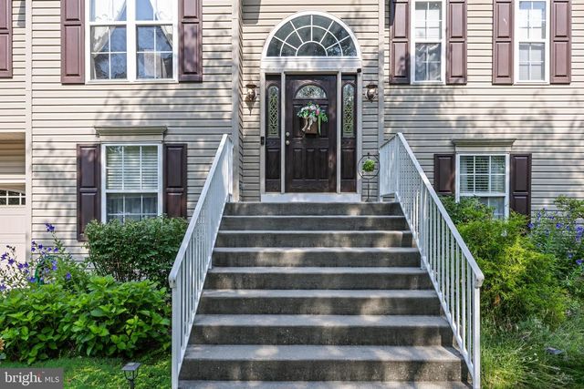 14 MAPLE LEAF DR, Mullica Hill, NJ 08062