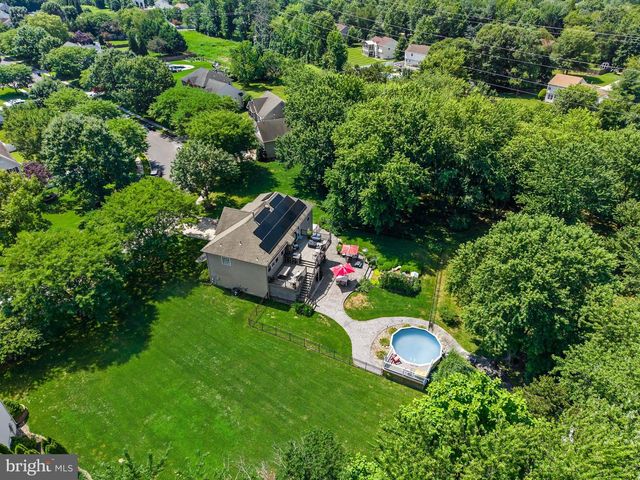 14 MAPLE LEAF DR, Mullica Hill, NJ 08062