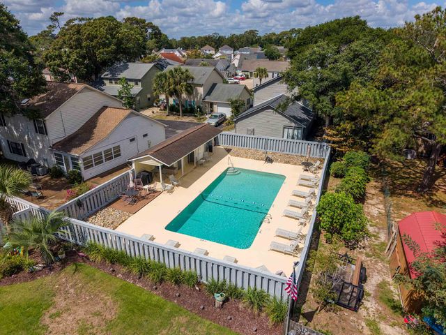 917 Tiffany Ct., North Myrtle Beach, SC 29582