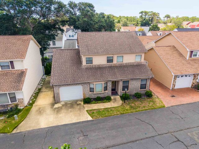 917 Tiffany Ct., North Myrtle Beach, SC 29582