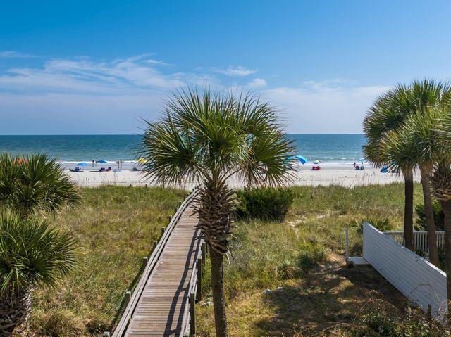 917 Tiffany Ct., North Myrtle Beach, SC 29582