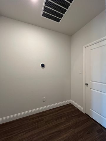 2701 Glasgow Way, Denton, TX 76207