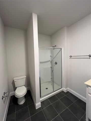 2701 Glasgow Way, Denton, TX 76207