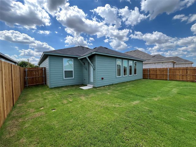 2701 Glasgow Way, Denton, TX 76207