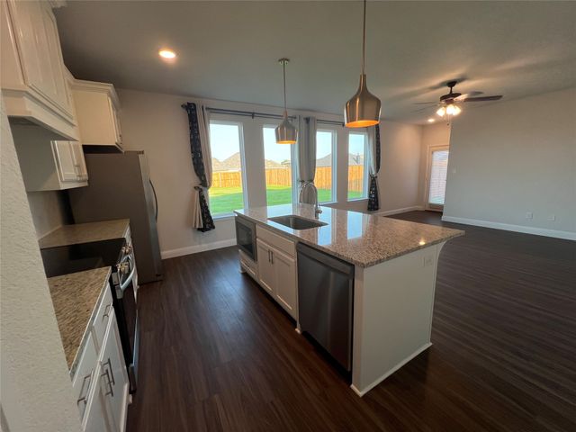 2701 Glasgow Way, Denton, TX 76207