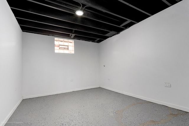 353 W 15th Place, Chicago Heights, IL 60411