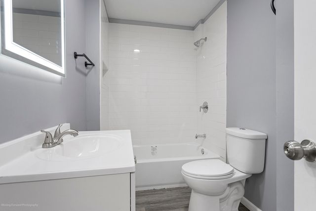 353 W 15th Place, Chicago Heights, IL 60411