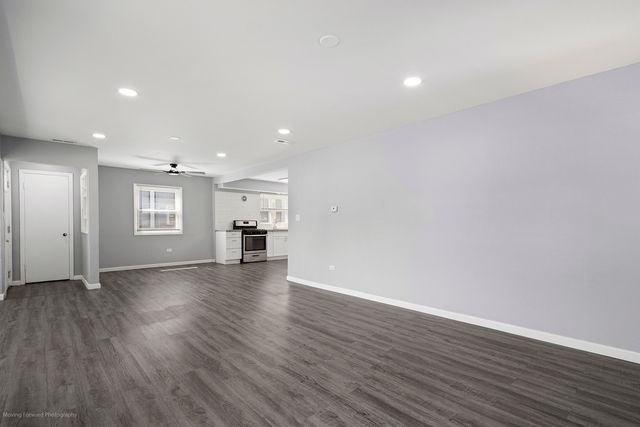 353 W 15th Place, Chicago Heights, IL 60411