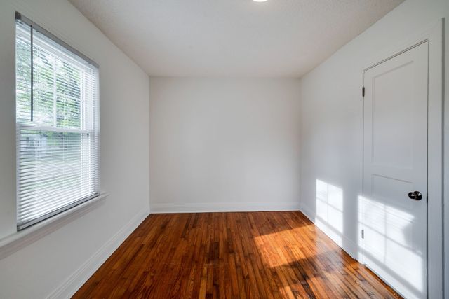 306 Crossover St, Columbia, TN 38401