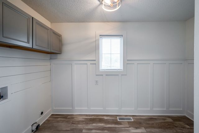 306 Crossover St, Columbia, TN 38401