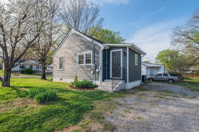 306 Crossover St, Columbia, TN 38401