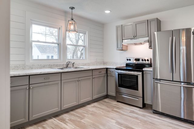 306 Crossover St, Columbia, TN 38401