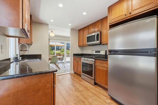 1256 Rainier Avenue, Pacifica, CA 94044