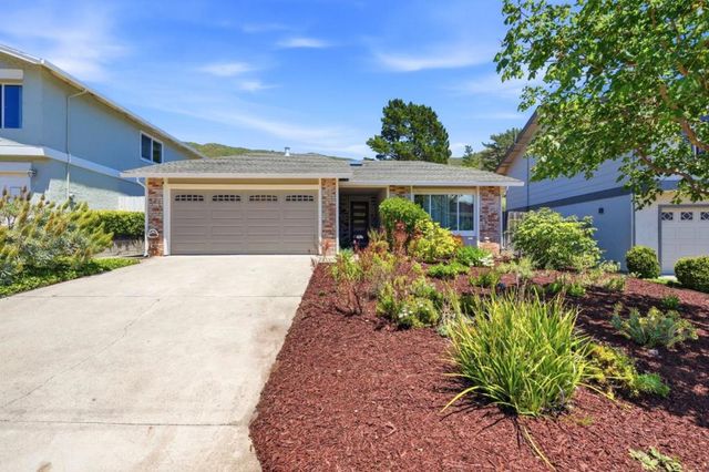 1256 Rainier Avenue, Pacifica, CA 94044