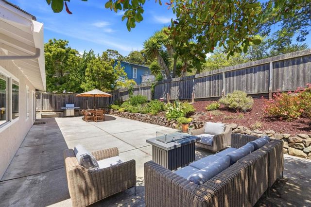 1256 Rainier Avenue, Pacifica, CA 94044
