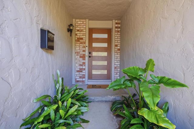 1256 Rainier Avenue, Pacifica, CA 94044