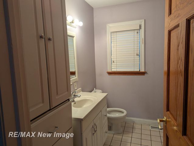 2385 Mccarty Road, Saginaw, MI 48603