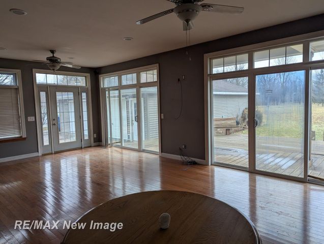 2385 Mccarty Road, Saginaw, MI 48603