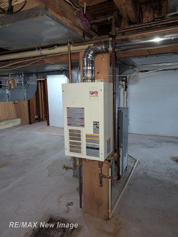 2385 Mccarty Road, Saginaw, MI 48603