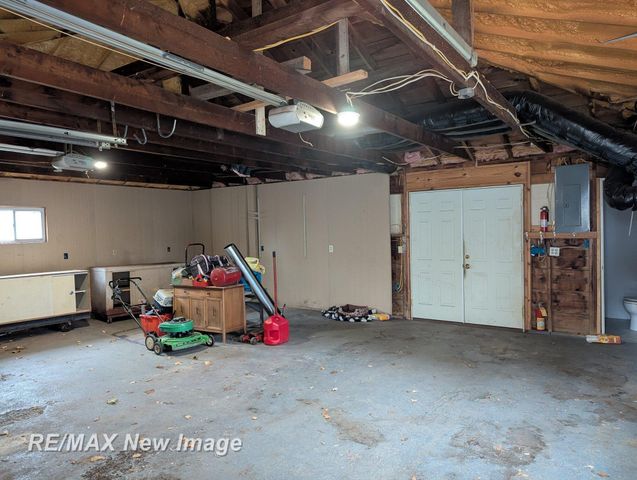 2385 Mccarty Road, Saginaw, MI 48603