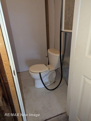 2385 Mccarty Road, Saginaw, MI 48603