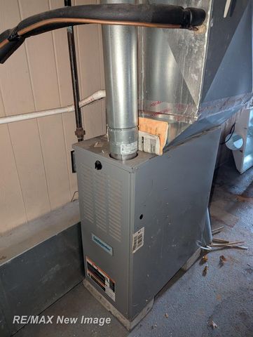 2385 Mccarty Road, Saginaw, MI 48603