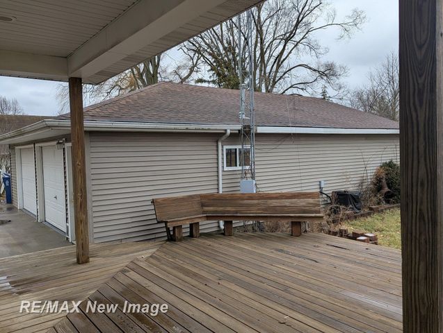 2385 Mccarty Road, Saginaw, MI 48603