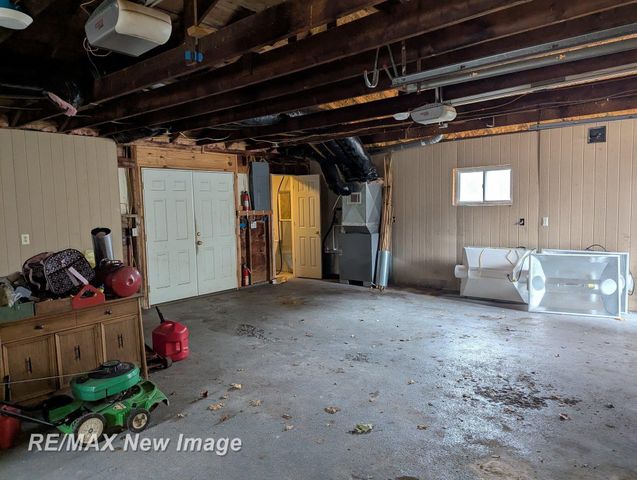 2385 Mccarty Road, Saginaw, MI 48603