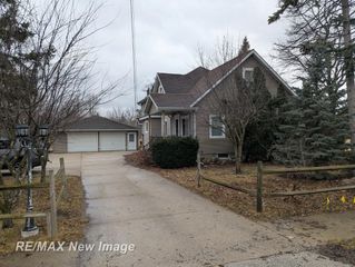 2385 Mccarty Road, Saginaw, MI 48603