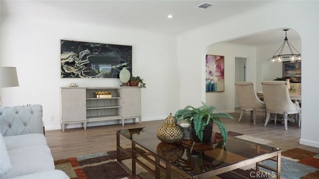 422 S Sycamore Avenue, Los Angeles, CA 90036