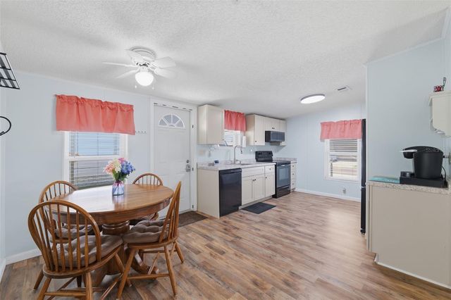 326 NESBITT PARK AVENUE, Davenport, FL 33897