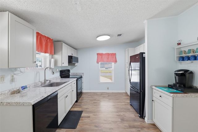 326 NESBITT PARK AVENUE, Davenport, FL 33897