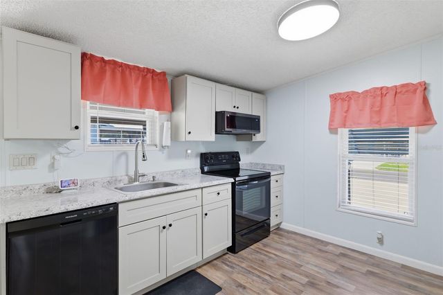 326 NESBITT PARK AVENUE, Davenport, FL 33897