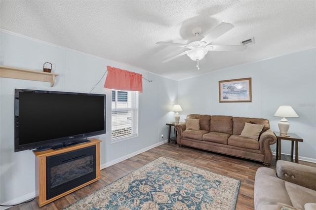 326 NESBITT PARK AVENUE, Davenport, FL 33897