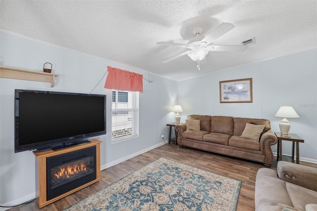 326 NESBITT PARK AVENUE, Davenport, FL 33897