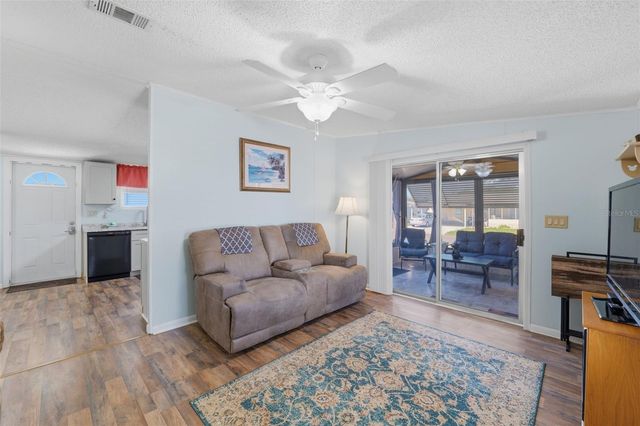 326 NESBITT PARK AVENUE, Davenport, FL 33897