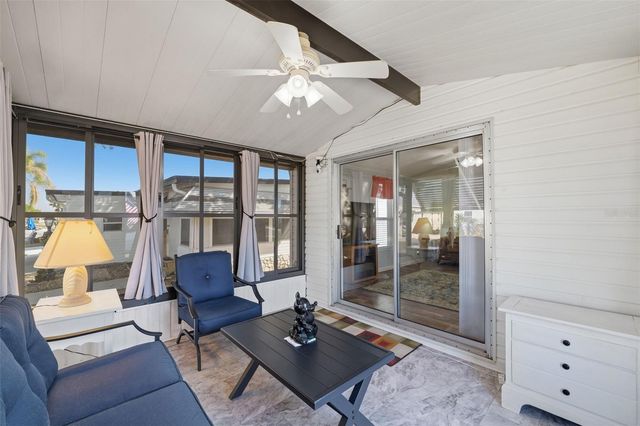 326 NESBITT PARK AVENUE, Davenport, FL 33897