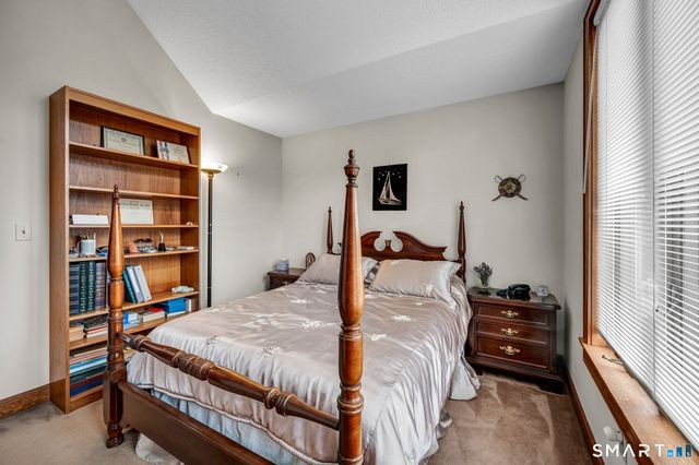 604 Brownstone Ridge, Meriden, CT 06451