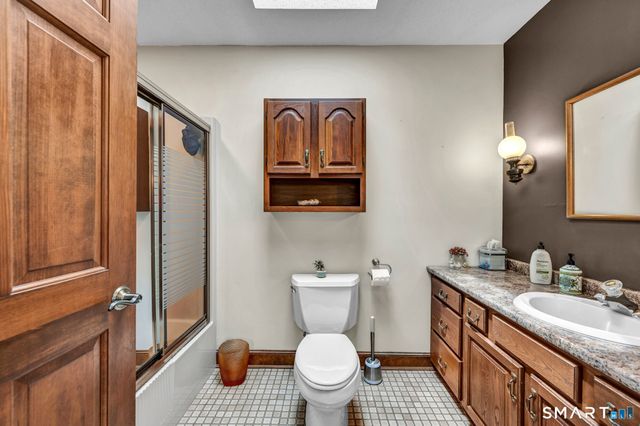 604 Brownstone Ridge, Meriden, CT 06451