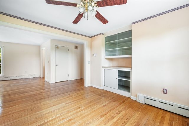 45 Indian Hill Rd, Worcester, MA 01606