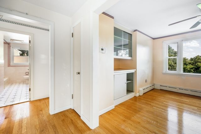 45 Indian Hill Rd, Worcester, MA 01606