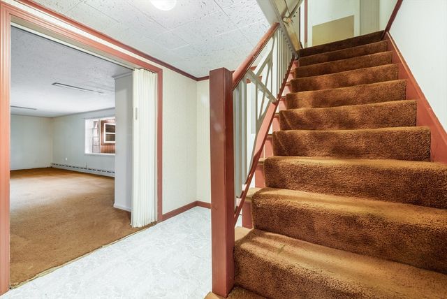 45 Indian Hill Rd, Worcester, MA 01606