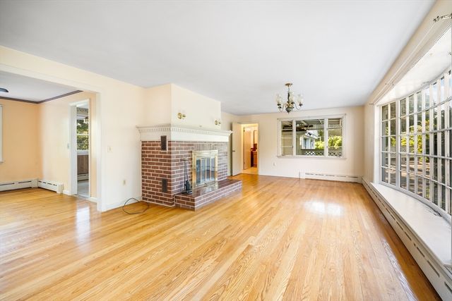 45 Indian Hill Rd, Worcester, MA 01606