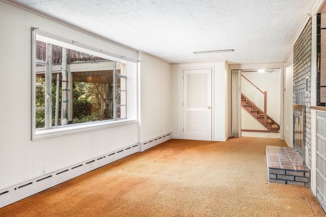 45 Indian Hill Rd, Worcester, MA 01606