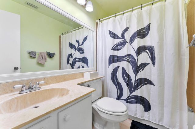 3051 NW 48th Avenue 808, Coconut Creek, FL 33063