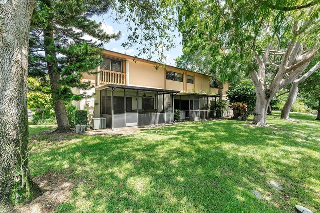 3051 NW 48th Avenue 808, Coconut Creek, FL 33063