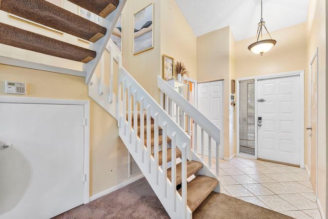 3051 NW 48th Avenue 808, Coconut Creek, FL 33063