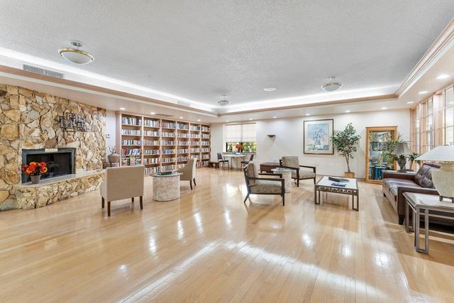 3051 NW 48th Avenue 808, Coconut Creek, FL 33063